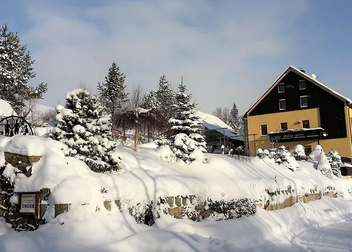 Am Schloessel Lägenhet *
